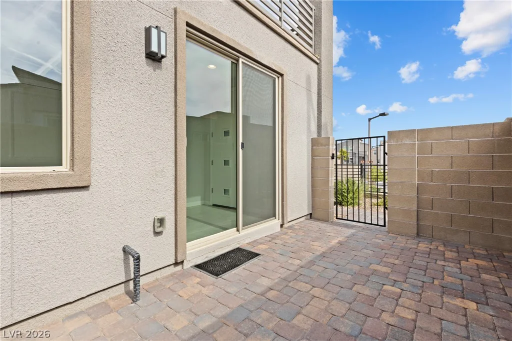 11527 Hawking, Las Vegas, NV 89138