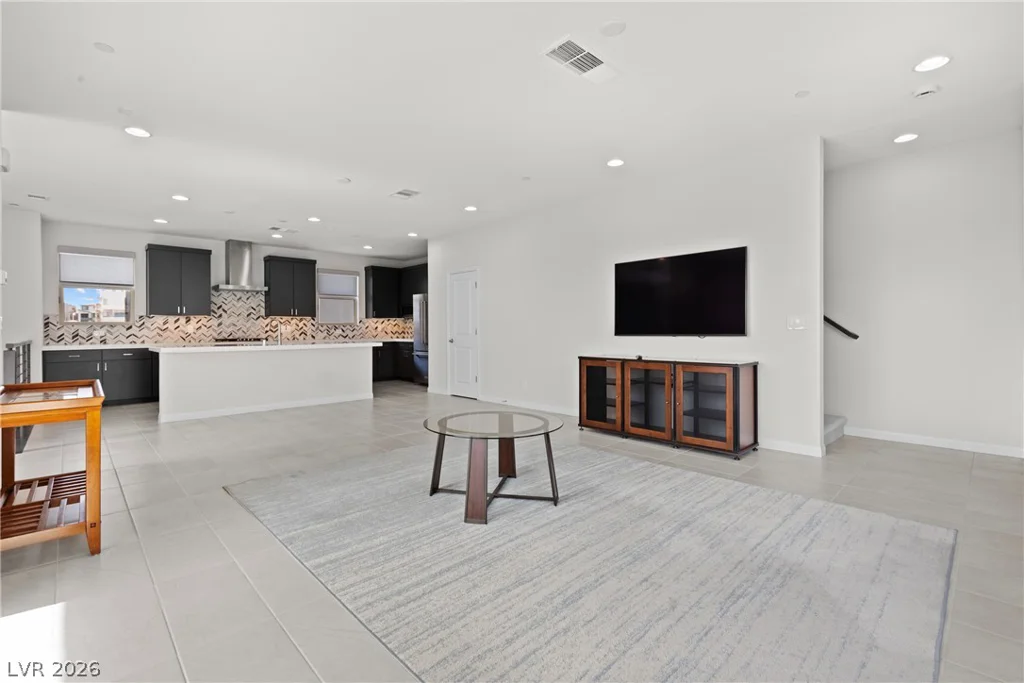 11527 Hawking, Las Vegas, NV 89138
