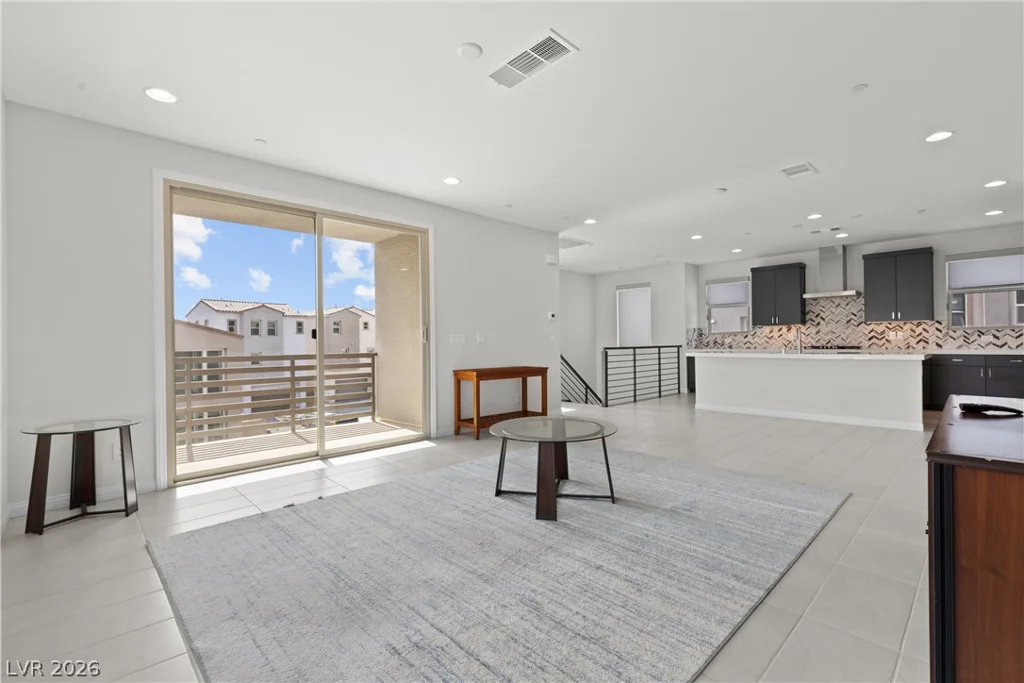 11527 Hawking, Las Vegas, NV 89138