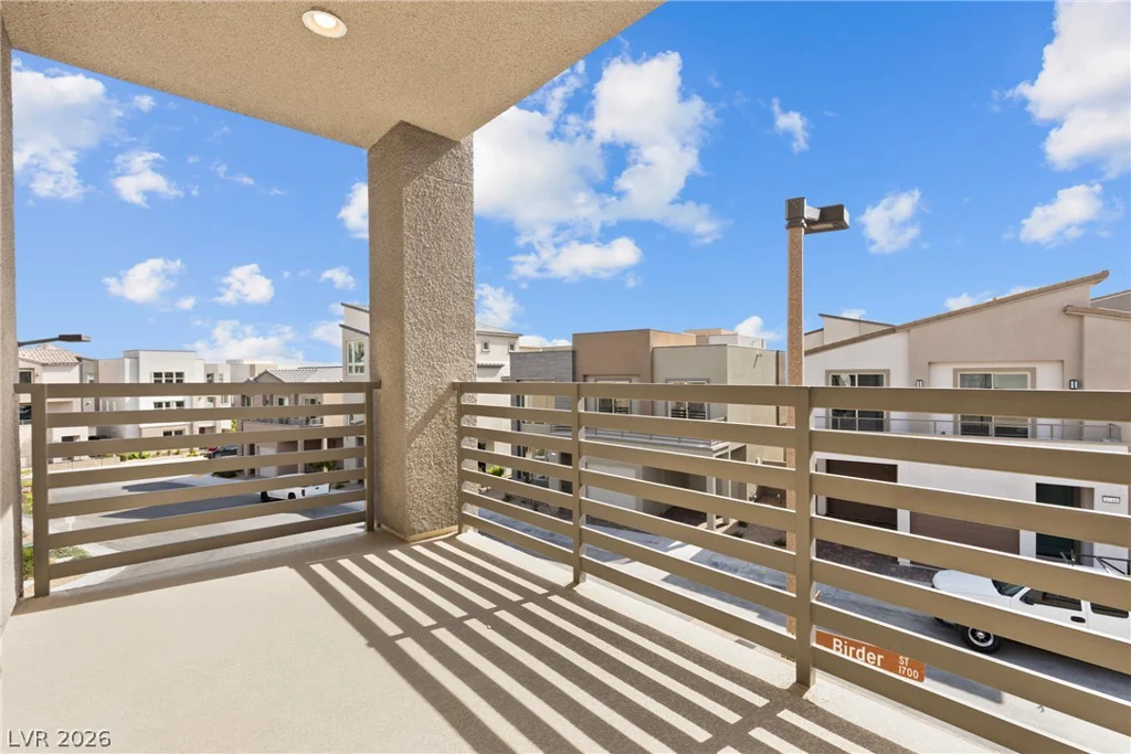 11527 Hawking, Las Vegas, NV 89138
