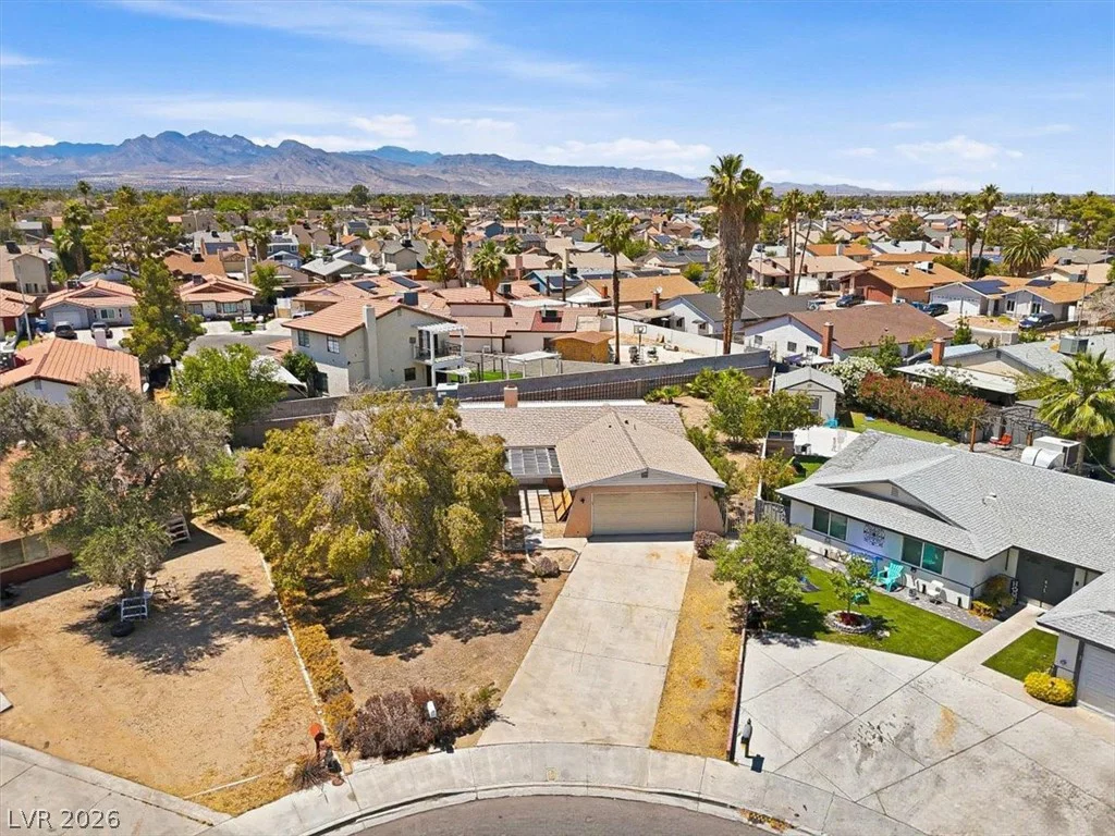4424 Parkchester, Las Vegas, NV 89108
