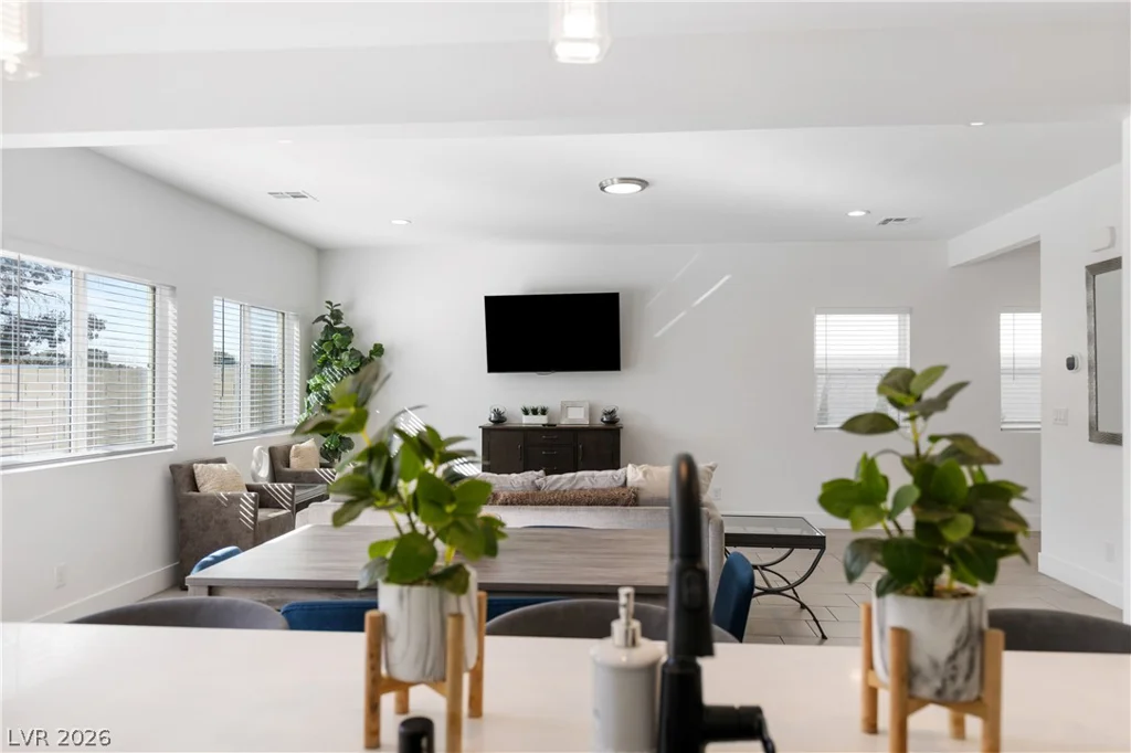 3915 Wesvan, Las Vegas, NV 89121