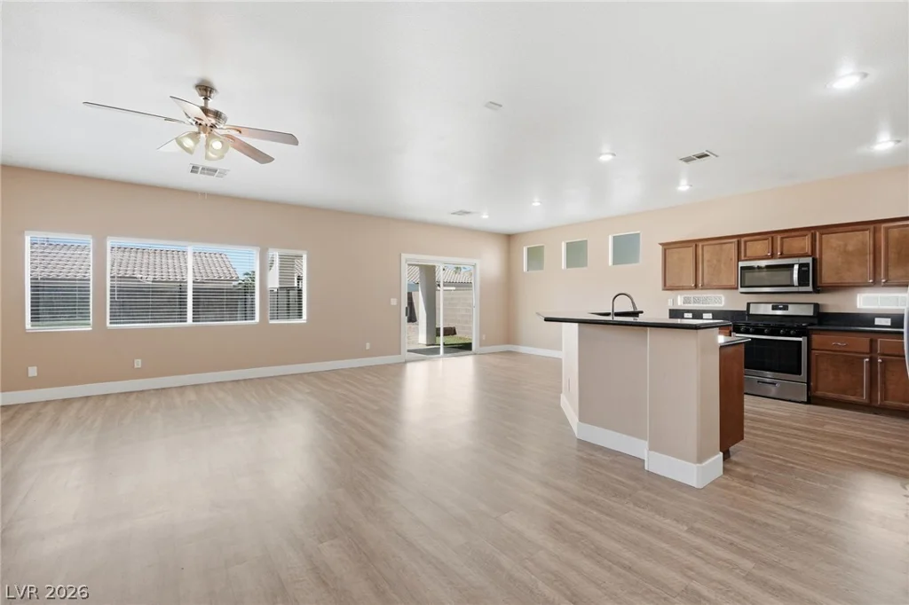 4033 Annendale, North Las Vegas, NV 89031
