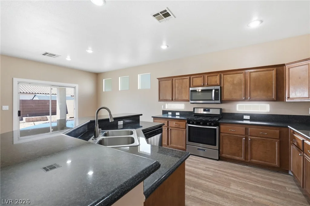 4033 Annendale, North Las Vegas, NV 89031