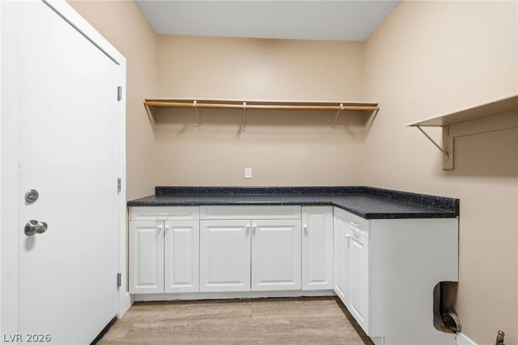 4033 Annendale, North Las Vegas, NV 89031