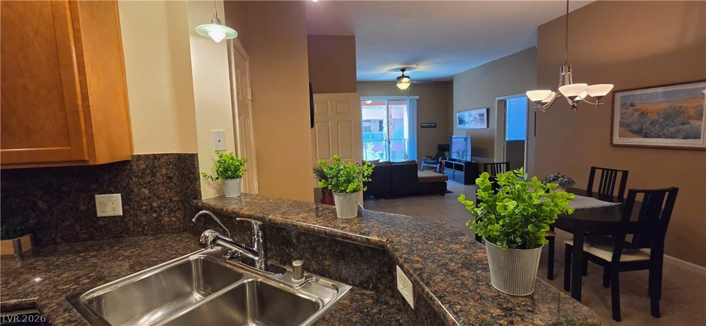 31 AGATE, Las Vegas, NV 89123