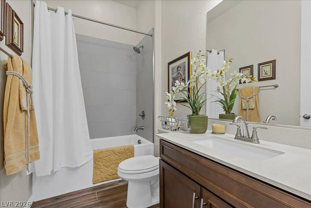 10949 Nicholas Jay, Las Vegas, NV 89166
