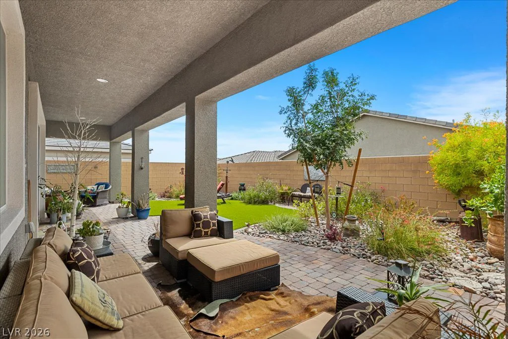 10949 Nicholas Jay, Las Vegas, NV 89166