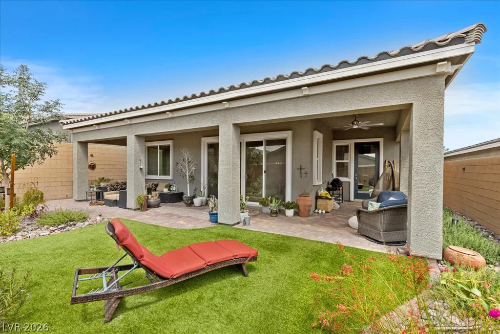 10949 Nicholas Jay, Las Vegas, NV 89166