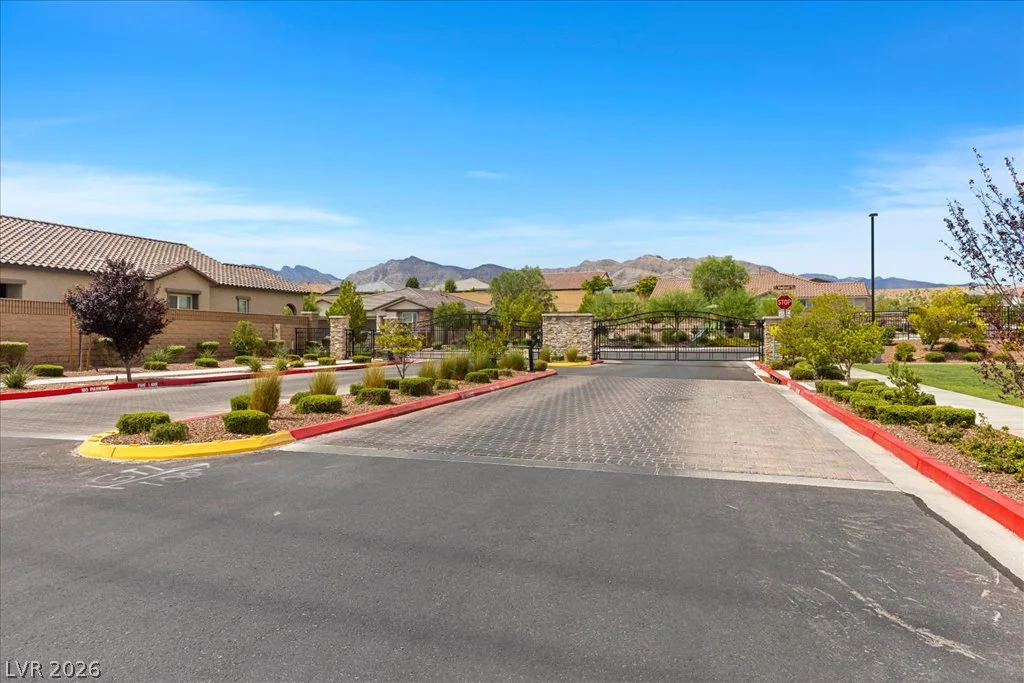 10949 Nicholas Jay, Las Vegas, NV 89166