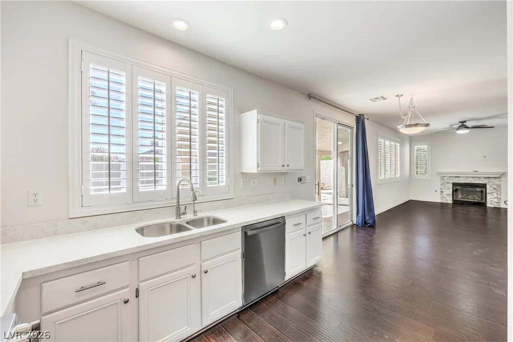 1032 Venetian Hills, Las Vegas, NV 89144