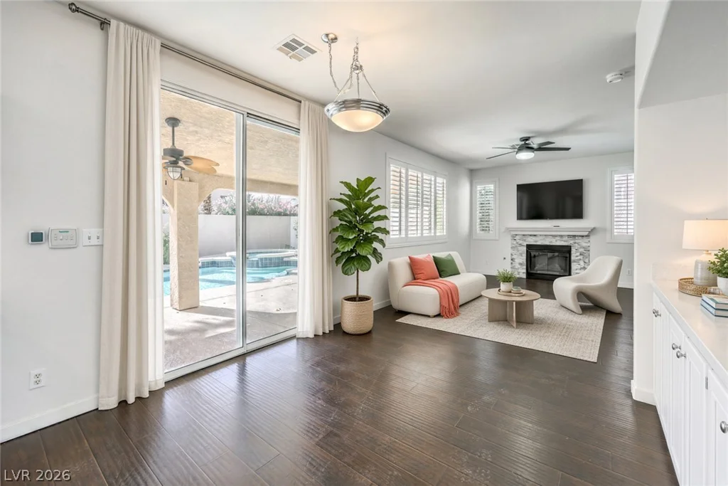 1032 Venetian Hills, Las Vegas, NV 89144