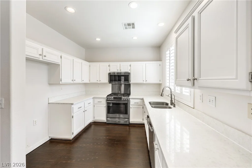 1032 Venetian Hills, Las Vegas, NV 89144