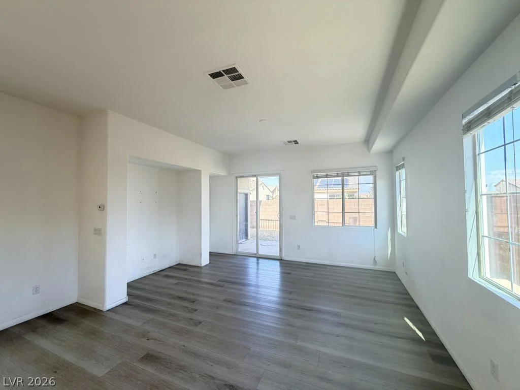 6522 Ditmars, Las Vegas, NV 89166