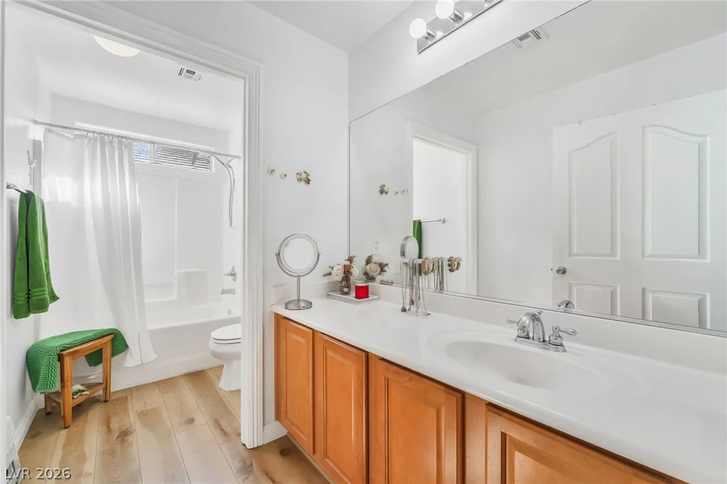 8544 Lakota, Las Vegas, NV 89123