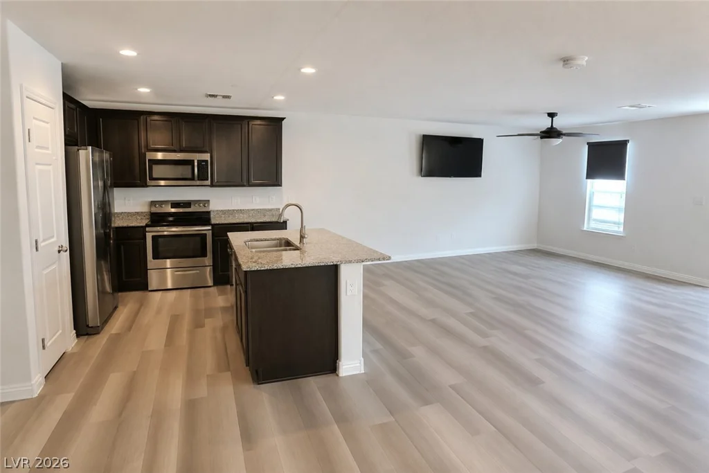 4521 Dover Straight, Las Vegas, NV 89115