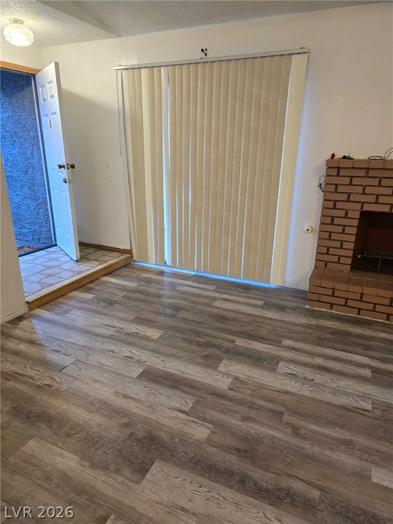 1744 Yellow Rose, Las Vegas, NV 89108