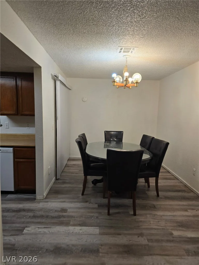 1744 Yellow Rose, Las Vegas, NV 89108