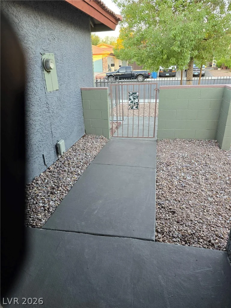 1744 Yellow Rose, Las Vegas, NV 89108