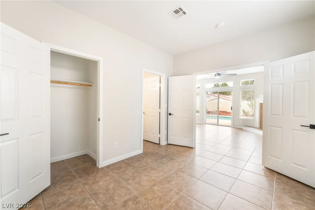 8815 La Manga, Las Vegas, NV 89147