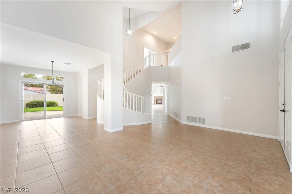 8815 La Manga, Las Vegas, NV 89147
