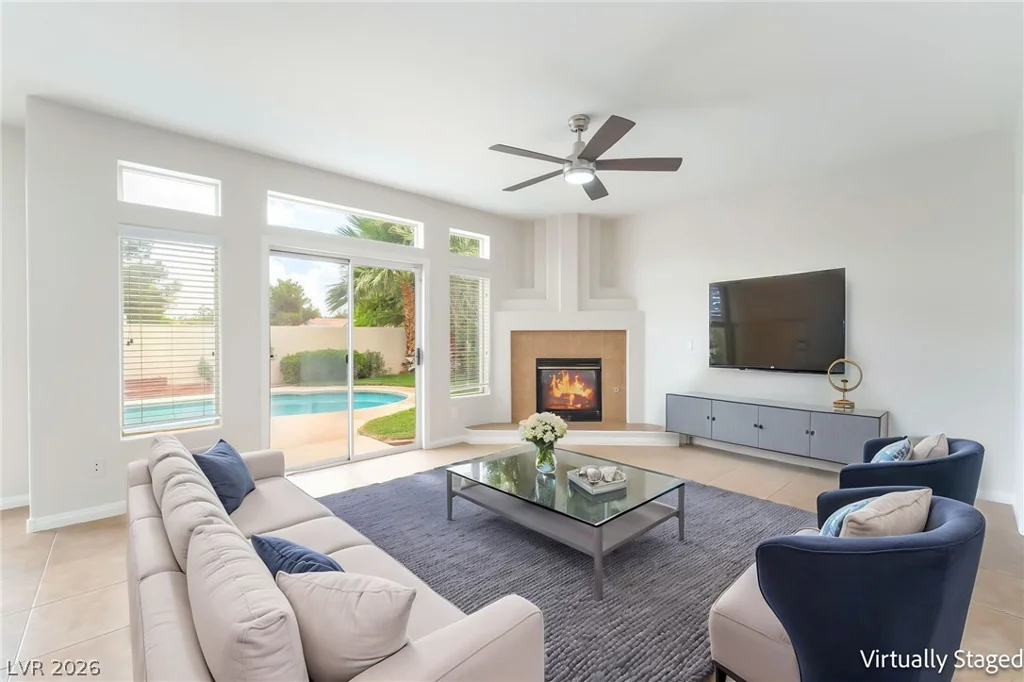8815 La Manga, Las Vegas, NV 89147