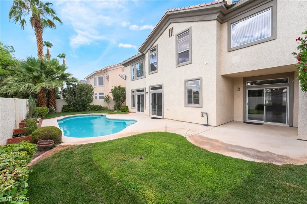 8815 La Manga, Las Vegas, NV 89147