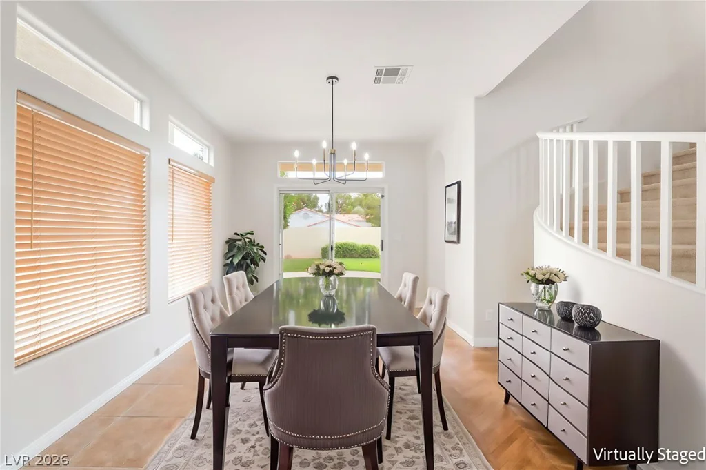8815 La Manga, Las Vegas, NV 89147