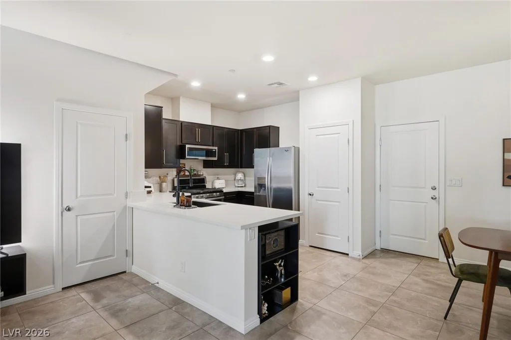 3181 Bitetto, Henderson, NV 89044
