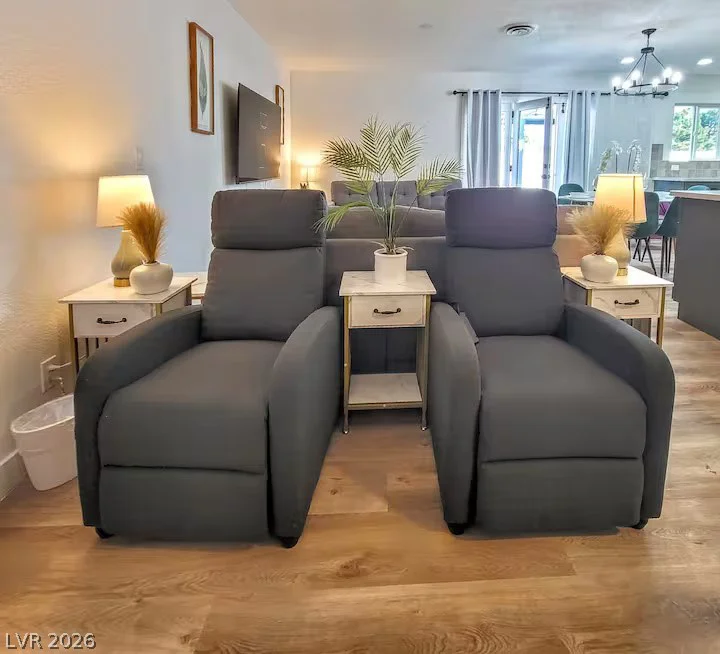 3113 Black Forest, Las Vegas, NV 89102