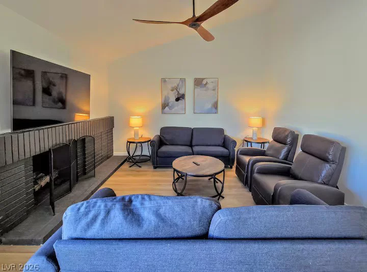 3113 Black Forest, Las Vegas, NV 89102