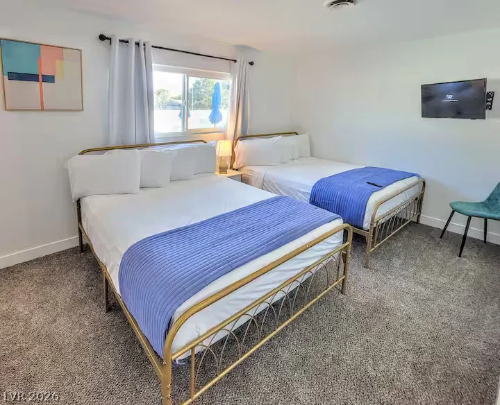 3113 Black Forest, Las Vegas, NV 89102