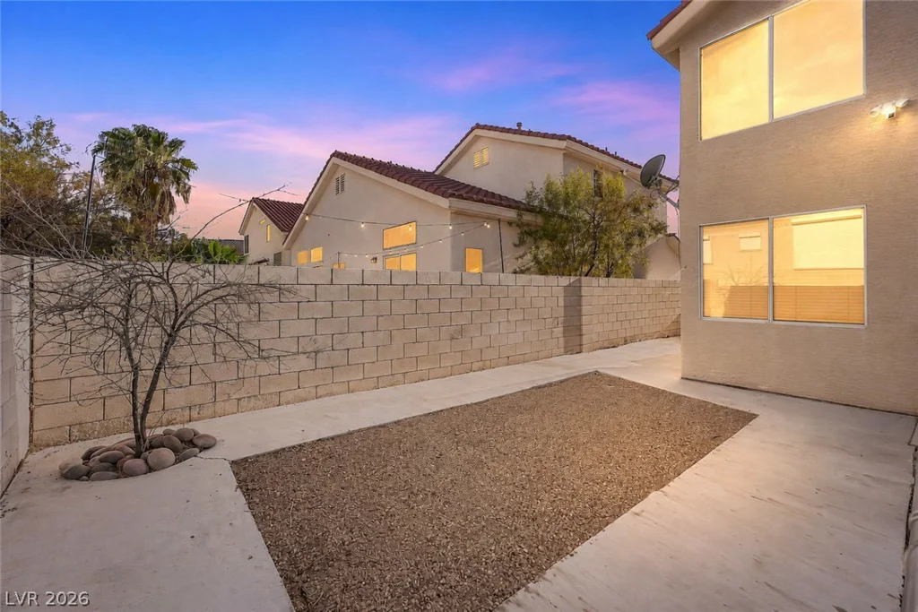 1874 Mesquite Canyon, Henderson, NV 89012