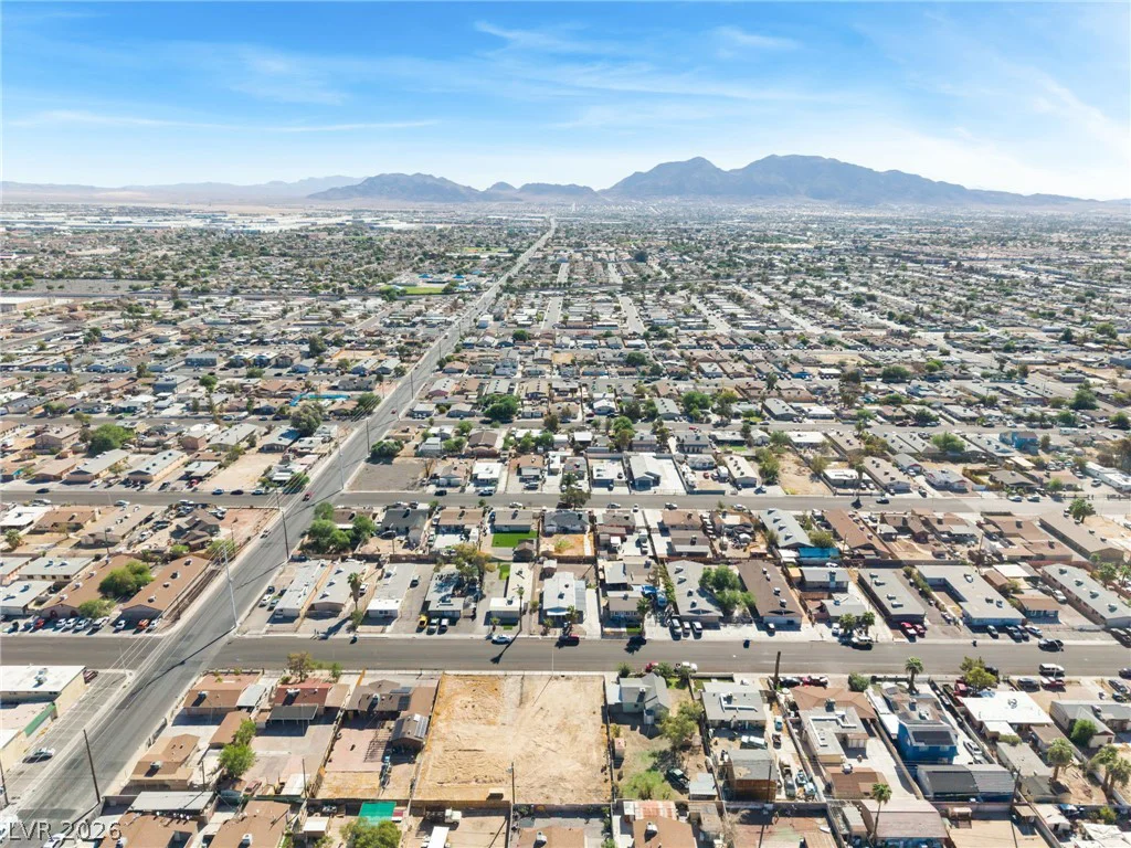 2315 MCCarran, North Las Vegas, NV 89030