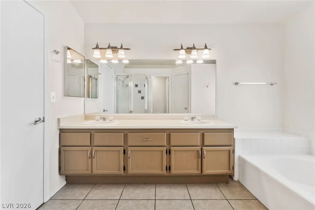 2705 Cheshire, Las Vegas, NV 89108