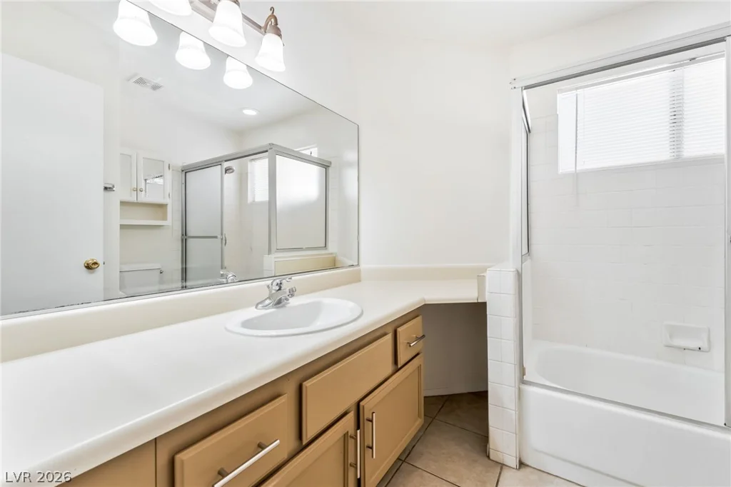 2705 Cheshire, Las Vegas, NV 89108