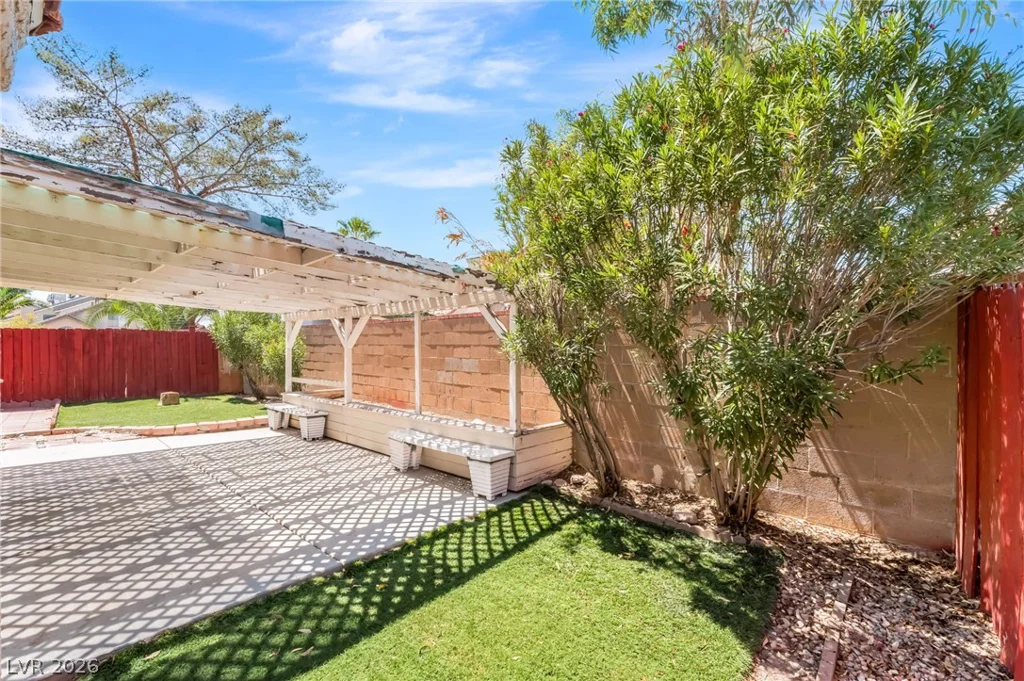 2705 Cheshire, Las Vegas, NV 89108