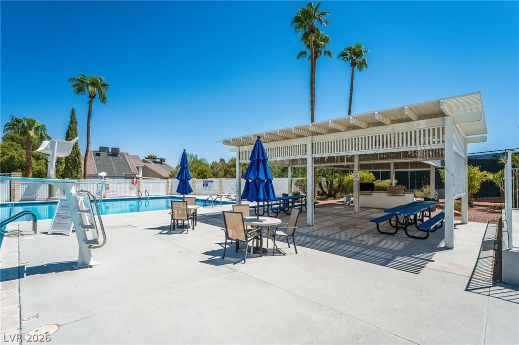 2705 Cheshire, Las Vegas, NV 89108