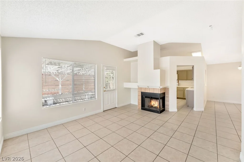 2705 Cheshire, Las Vegas, NV 89108