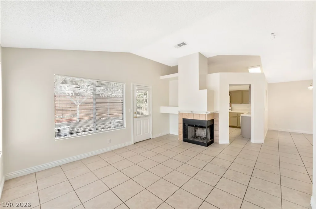 2705 Cheshire, Las Vegas, NV 89108