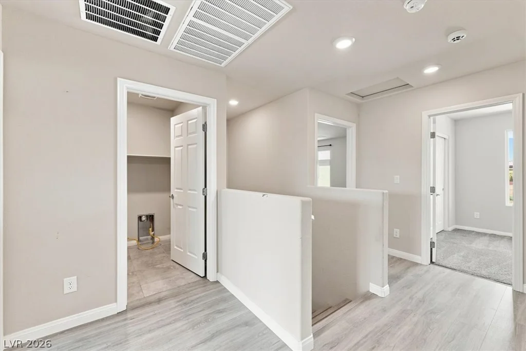 7227 Glimmer Point, North Las Vegas, NV 89084