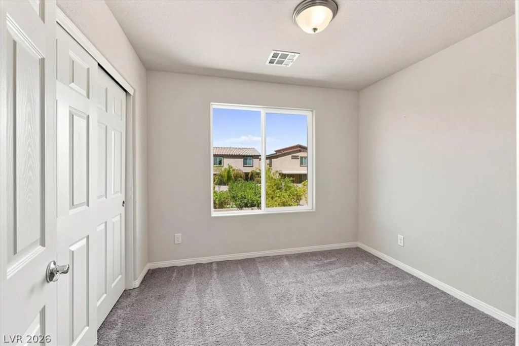 7227 Glimmer Point, North Las Vegas, NV 89084