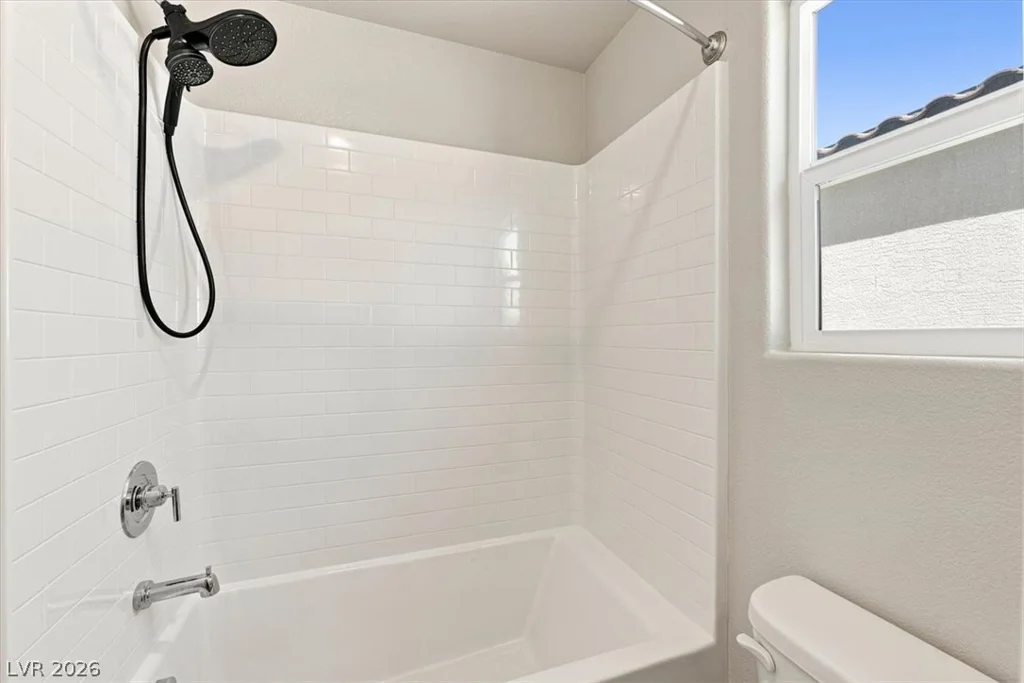 7227 Glimmer Point, North Las Vegas, NV 89084