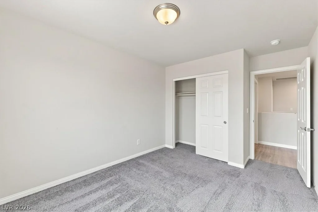 7227 Glimmer Point, North Las Vegas, NV 89084
