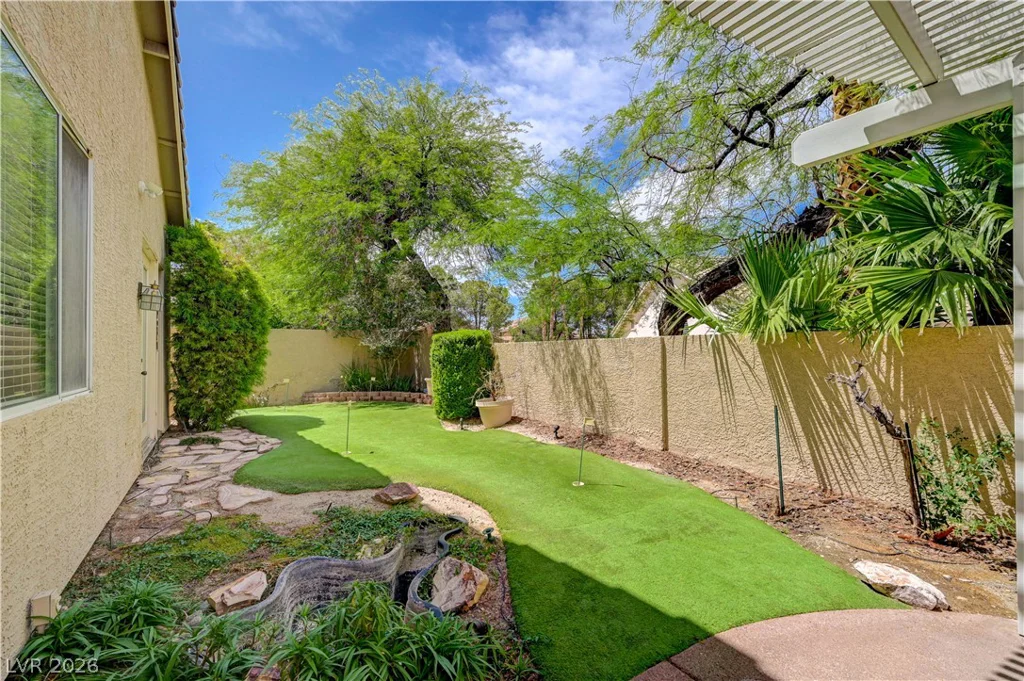 33 Staghorn, Henderson, NV 89012