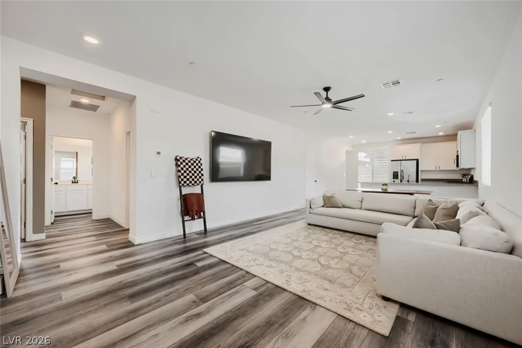 9482 Noble Fir Ridge, Las Vegas, NV 89143