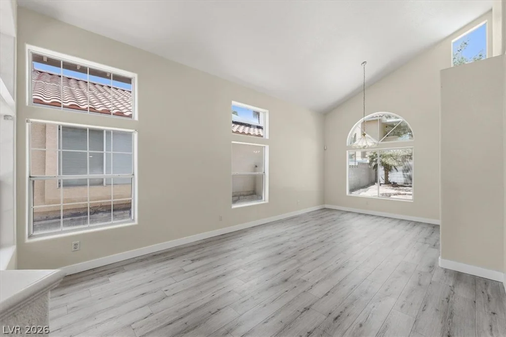 7612 Cruz Bay, Las Vegas, NV 89128