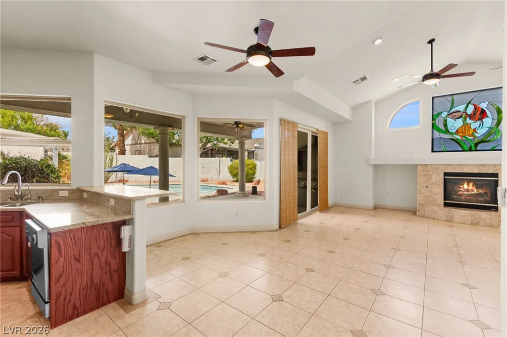 8870 Fisher, Las Vegas, NV 89149