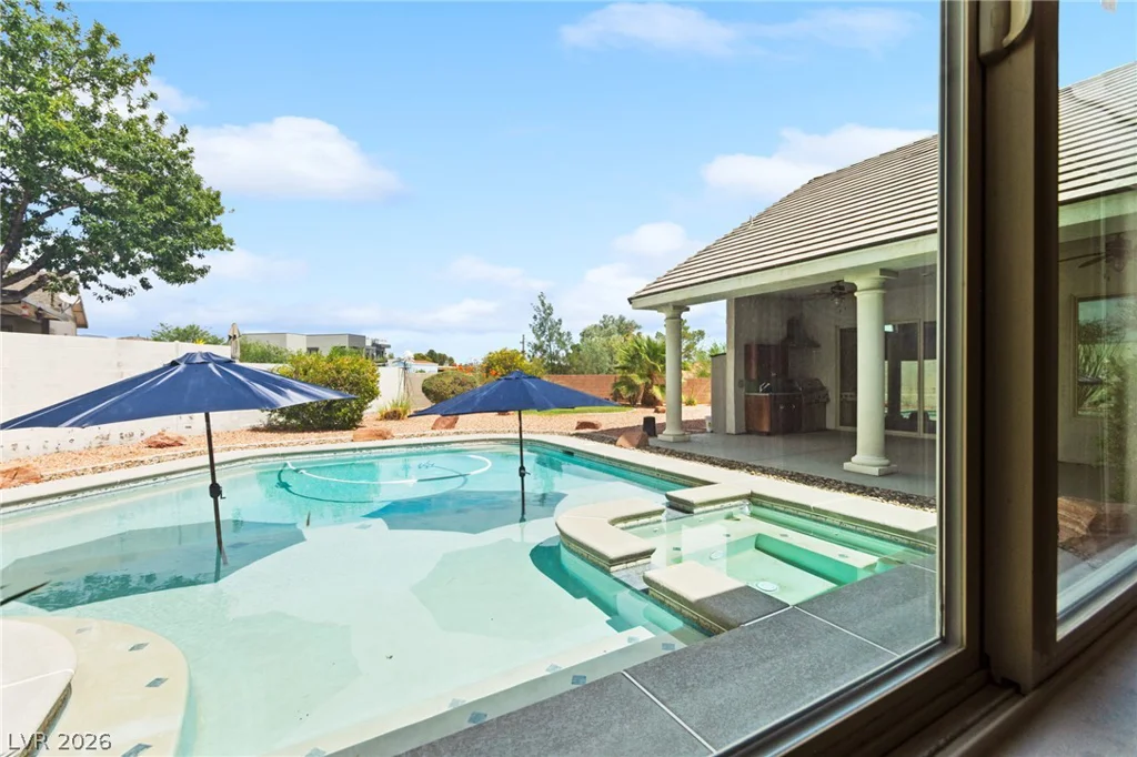 8870 Fisher, Las Vegas, NV 89149