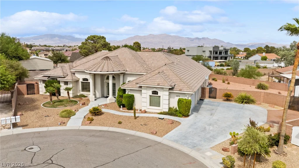 8870 Fisher, Las Vegas, NV 89149